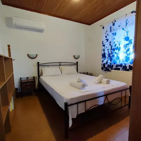 Apartment Limanaki