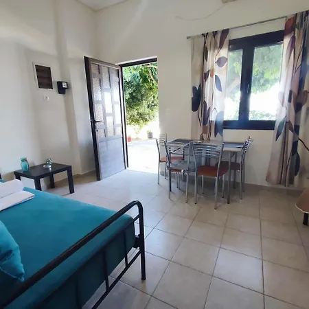 Apartment Limanaki