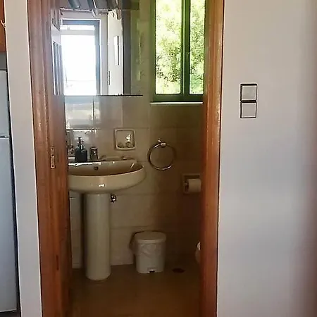 Apartment Limanaki Kymi