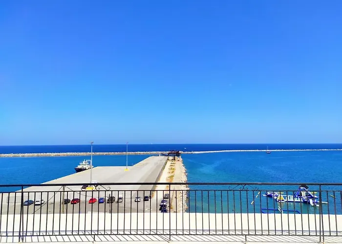 Apartment Limanaki *